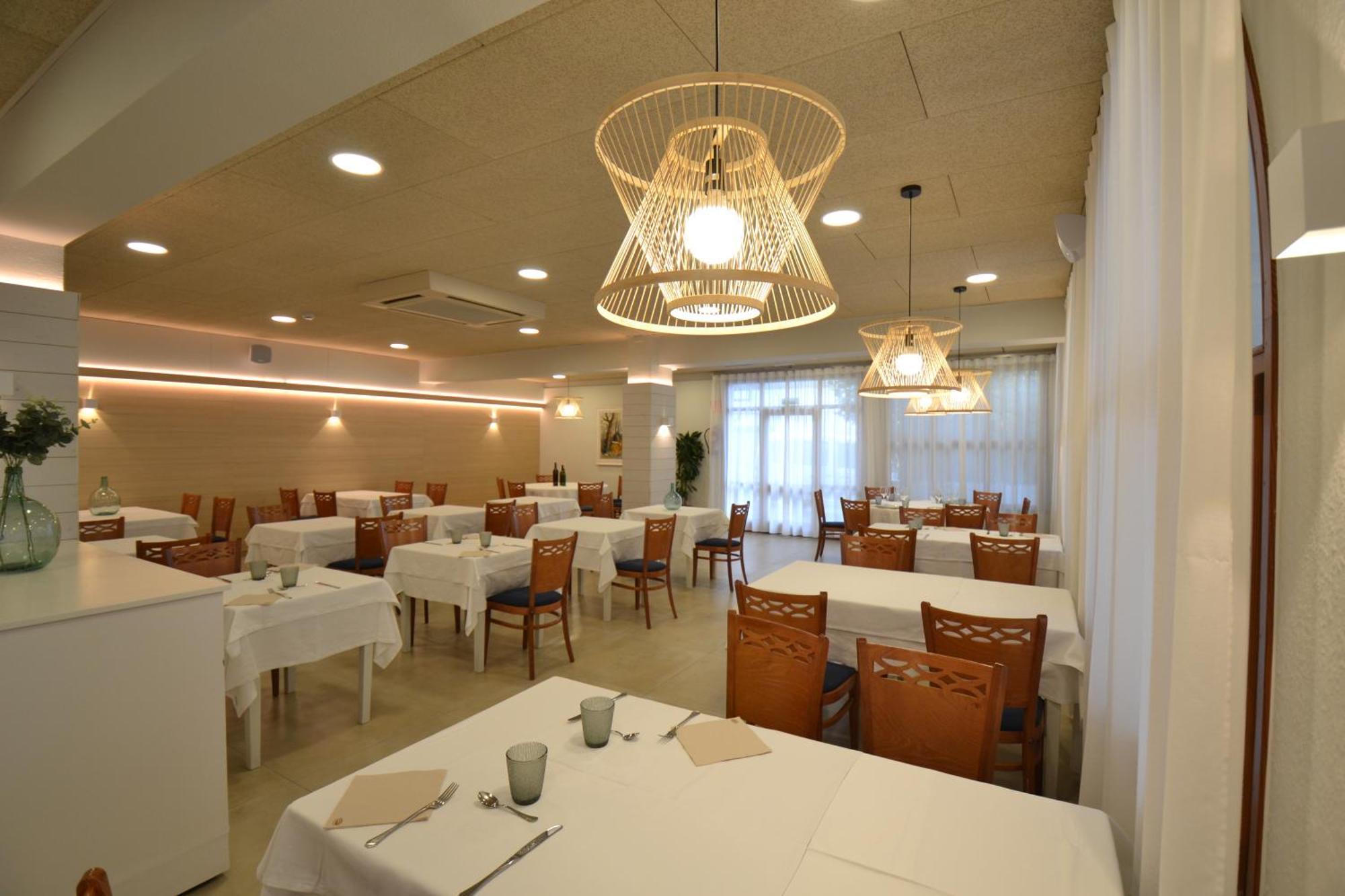 Hotel Medes Ii